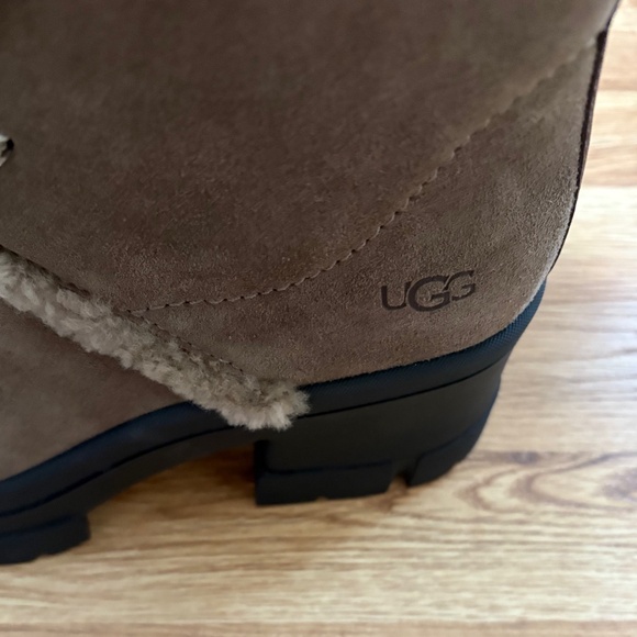UGG women’s Brooklyn Water-Resistant Hiker Boot - Picture 10 of 12